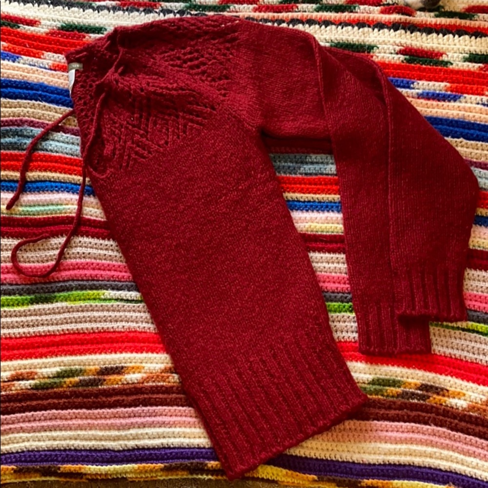 Sweater - Picture 2 of 7